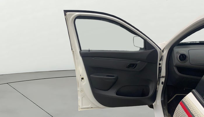 2015 Renault Kwid RXT 0.8, Petrol, Manual, 77,936 km, LHS Front Door