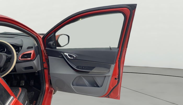 2018 Tata TIGOR XZ PETROL, Petrol, Manual, 95,399 km, RHS Front Door
