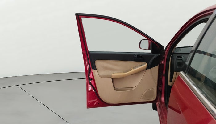 2013 Tata Indica Vista ZX QUADRAJET, Diesel, Manual, 81,604 km, LHS Front Door