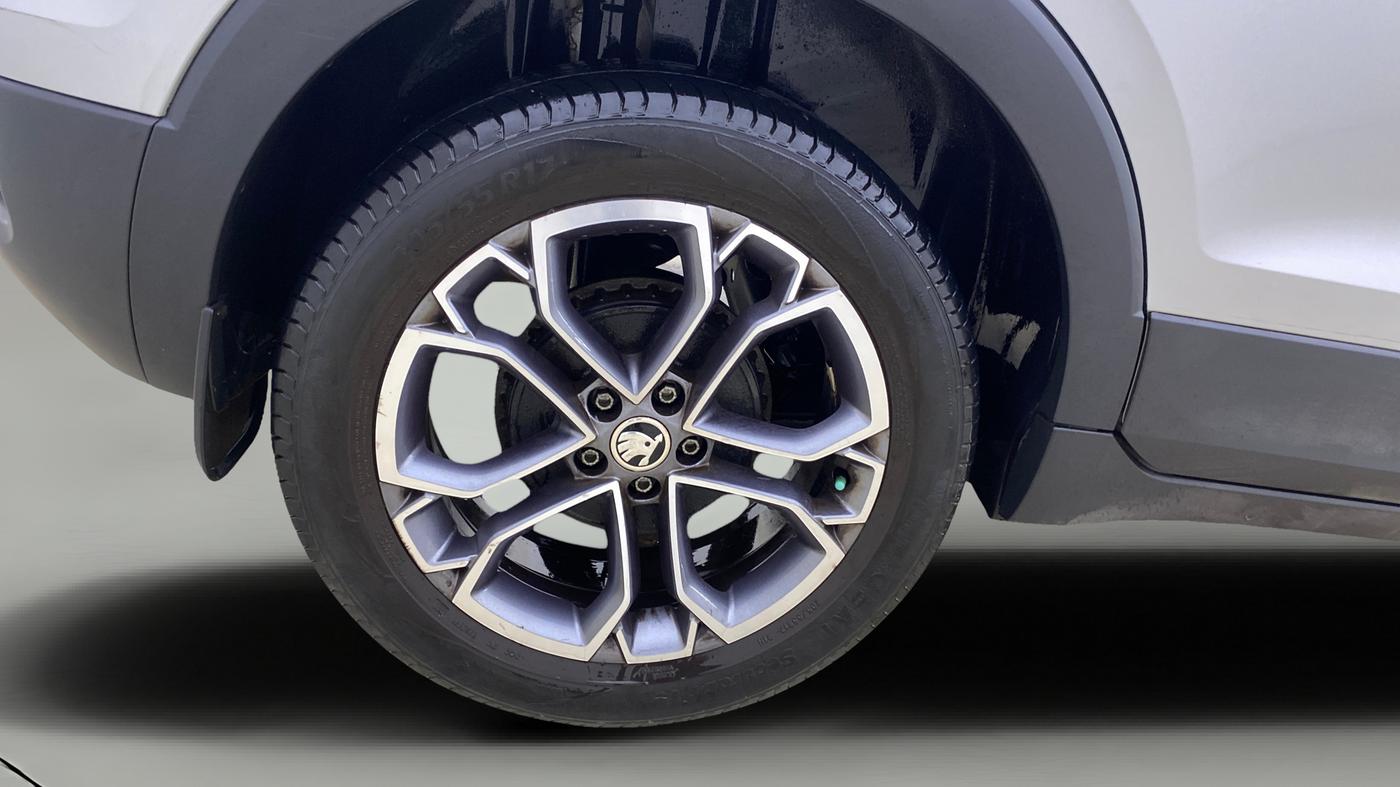 2022 Skoda KUSHAQ STYLE 1.0L TSI AT (6 AIRBAGS), Petrol, Automatic, 21,114 km, Right Rear Wheel