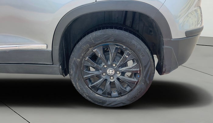 2022 Toyota URBAN CRUISER HIGH GRADE MT, Petrol, Manual, 43,833 km, Left Rear Wheel