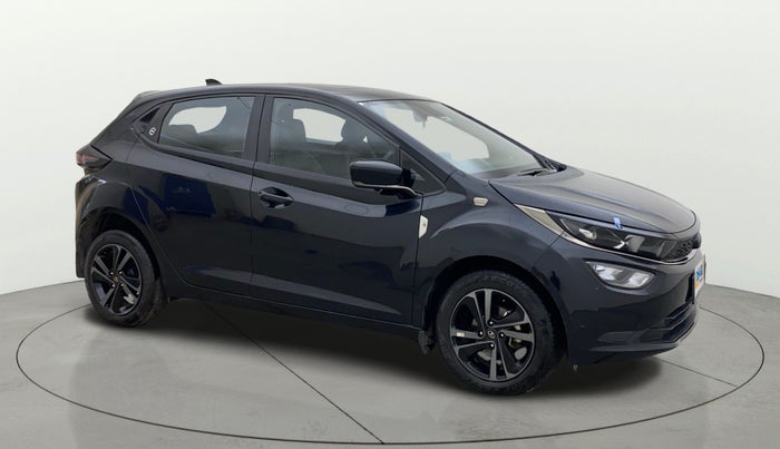 2024 Tata ALTROZ  XZA Plus Sunroof Dark Edition, Petrol, Automatic, 13,869 km, Right Front Diagonal