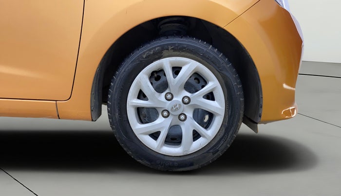 2017 Hyundai Grand i10 SPORTZ 1.2 KAPPA VTVT, Petrol, Manual, 35,519 km, Right Front Wheel