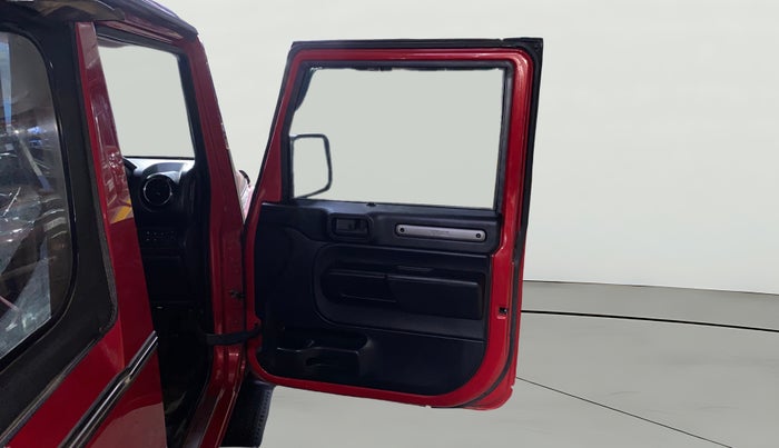 2021 Mahindra Thar LX  P 4WD AT CONVERTIBLE, Petrol, Automatic, 51,580 km, RHS Front Door