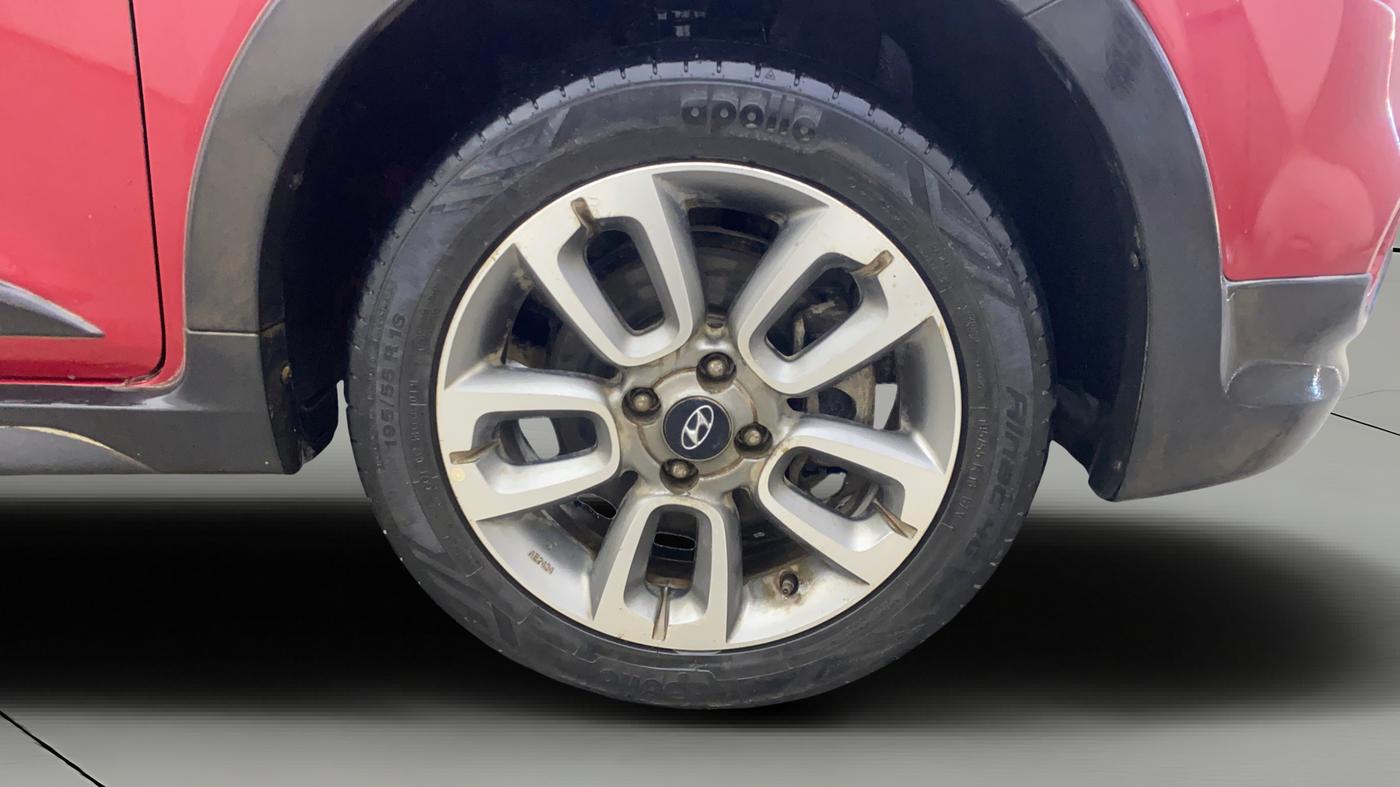 2016 Hyundai i20 Active 1.2 SX, Petrol, Manual, 91,318 km, Right Front Wheel