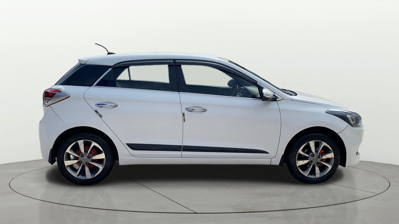 2017 Hyundai Elite i20 ASTA 1.2 (O), CNG, Manual, 1,45,989 km, Right Side View