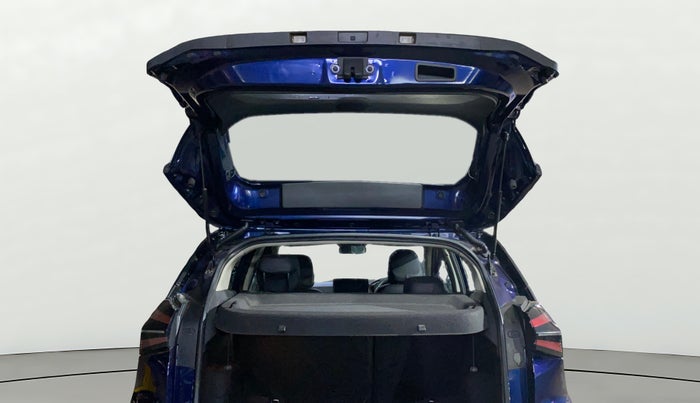 2025 Tata NEXON Creative Plus (PS) 1.2 iCNG Dual Tone, CNG, Manual, 8,166 km, Boot Door Open