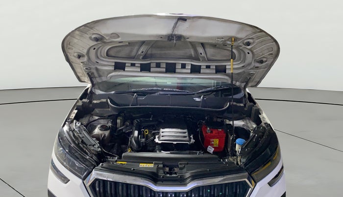 2022 Skoda KUSHAQ AMBITION 1.0L TSI MT, Petrol, Manual, 49,470 km, Open Bonet