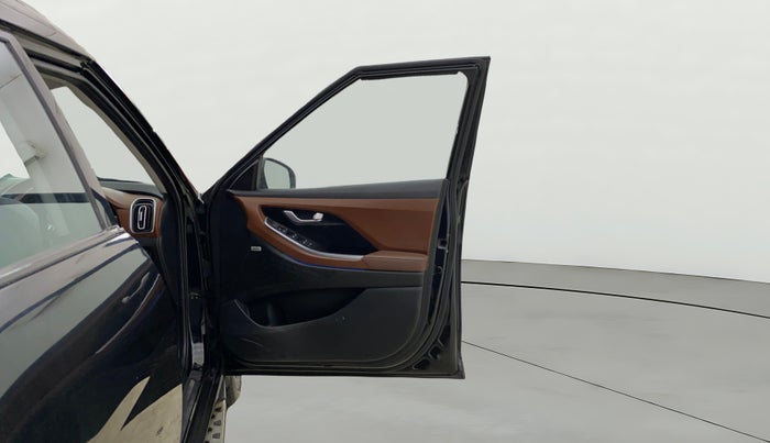 2023 Hyundai ALCAZAR 1.5 SIGNATURE (O) AT 7STR, Diesel, Automatic, 47,136 km, RHS Front Door