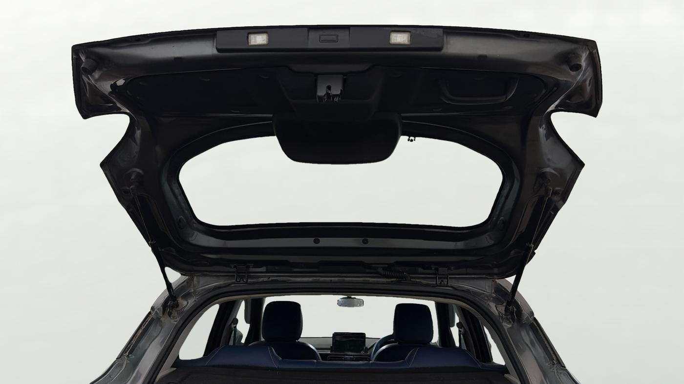 2023 Tata PUNCH PURE MT, Petrol, Manual, 13,997 km, Boot Door Open