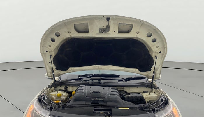 2019 Mahindra XUV500 W11, Diesel, Manual, 69,786 km, Open Bonet