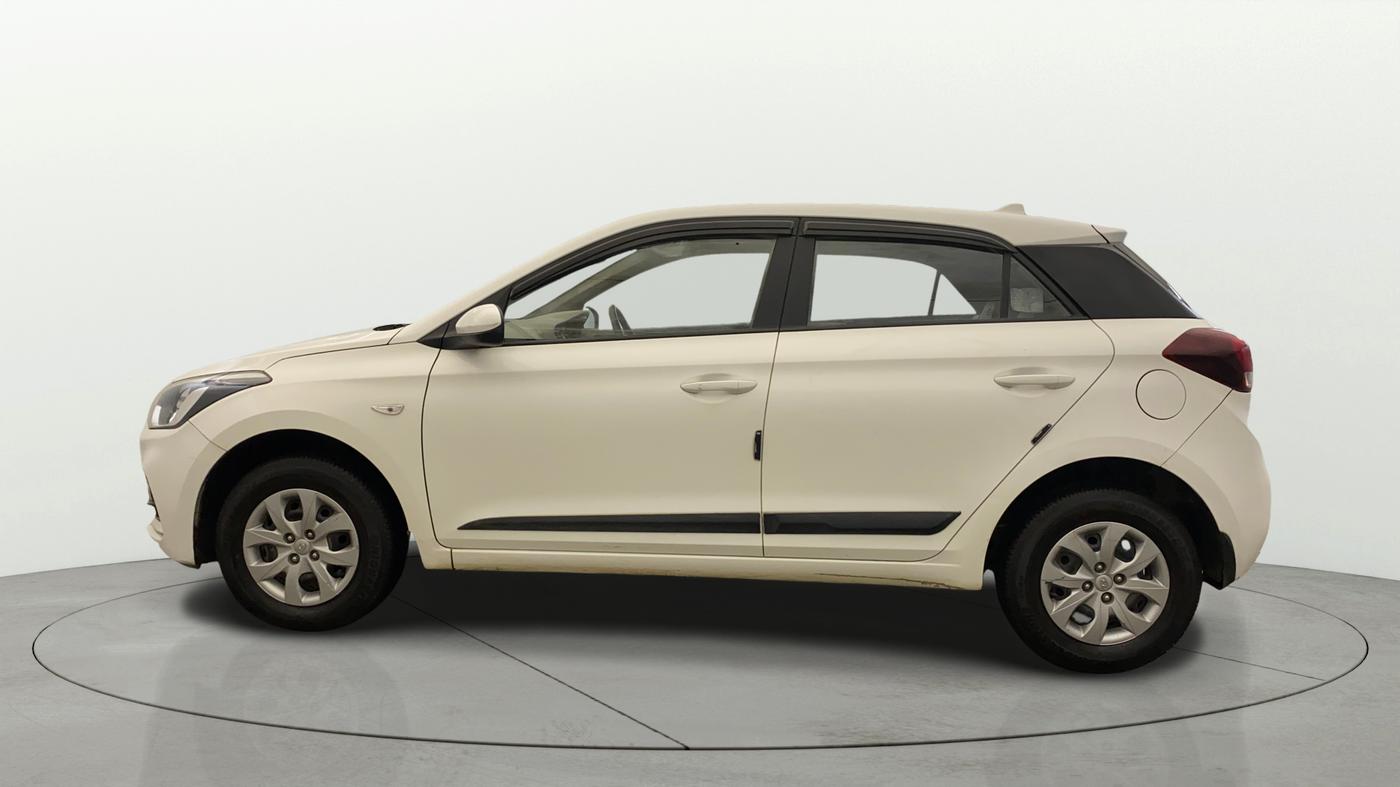 2020 Hyundai Elite i20 MAGNA PLUS 1.2, Petrol, Manual, 13,658 km, Left Side