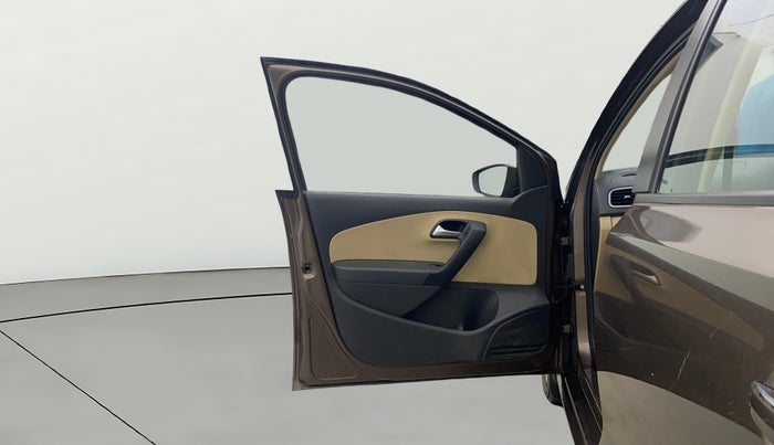 2016 Volkswagen Ameo HIGHLINE DSG 1.5 DIESEL , Diesel, Automatic, 64,960 km, LHS Front Door