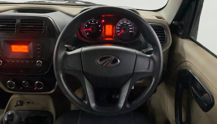 2016 Mahindra TUV300 T6, Diesel, Manual, 75,838 km, Steering Wheel Close Up