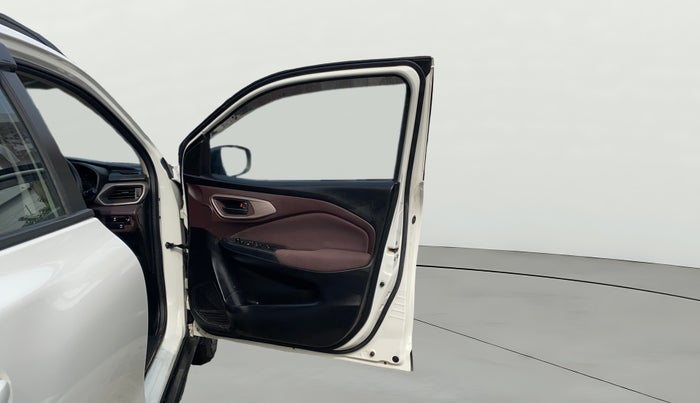 2024 Maruti FRONX DELTA 1.2 AGS, Petrol, Automatic, 7,554 km, RHS Front Door