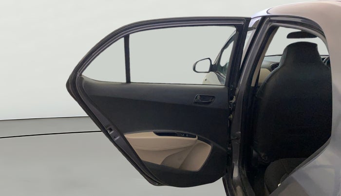 2018 Hyundai Xcent S 1.2, Petrol, Manual, 49,367 km, LHS Rear Door