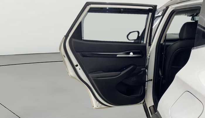 2021 KIA SELTOS GTX PLUS 1.5 DIESEL AT DUAL TONE, Diesel, Automatic, 82,267 km, LHS Rear Door