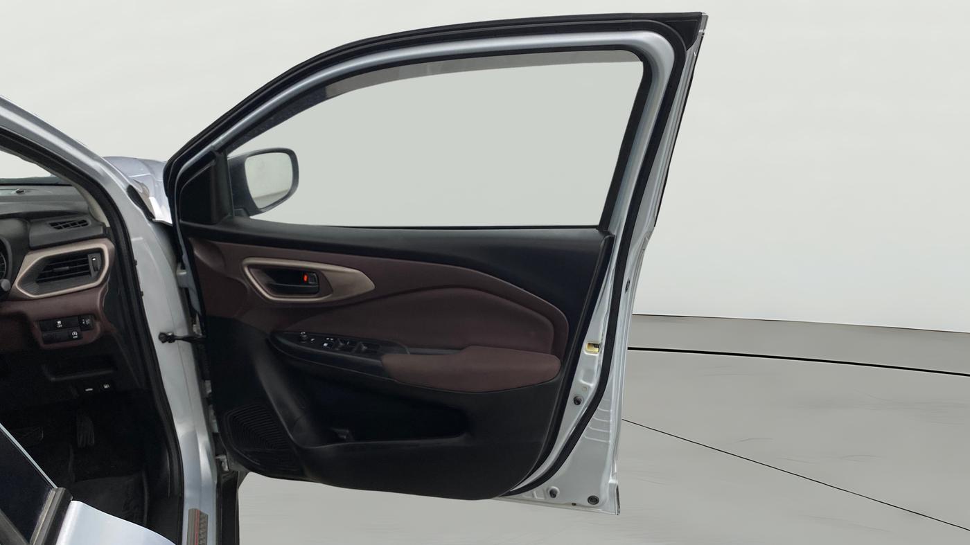 2024 Maruti FRONX DELTA PLUS 1.2L AGS, Petrol, Automatic, 19,672 km, RHS Front Door