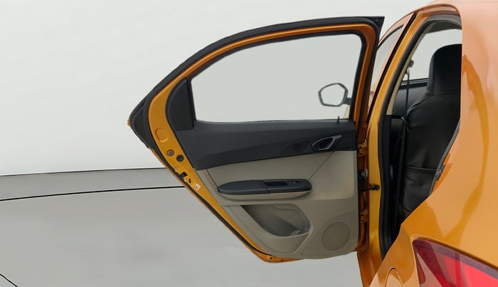 2017 Tata Tiago XM PETROL, Petrol, Manual, 77,938 km, LHS Rear Door