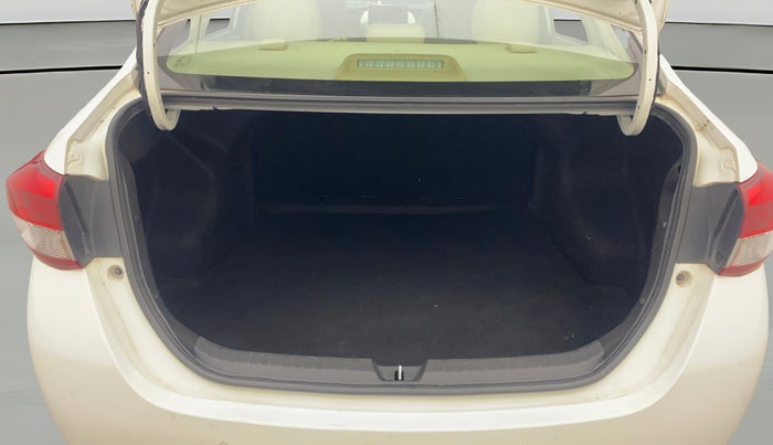 2021 Toyota YARIS J MT, Petrol, Manual, 42,024 km, Boot Open Zoomed View