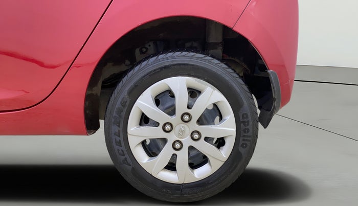 2014 Hyundai Eon SPORTZ, Petrol, Manual, 28,305 km, Left Rear Wheel