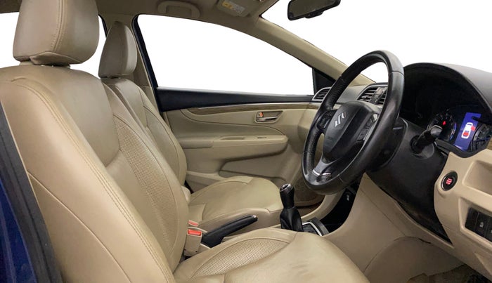 2018 Maruti Ciaz ALPHA 1.5 SHVS PETROL, Petrol, Manual, 53,521 km, Right Side Front Door Cabin