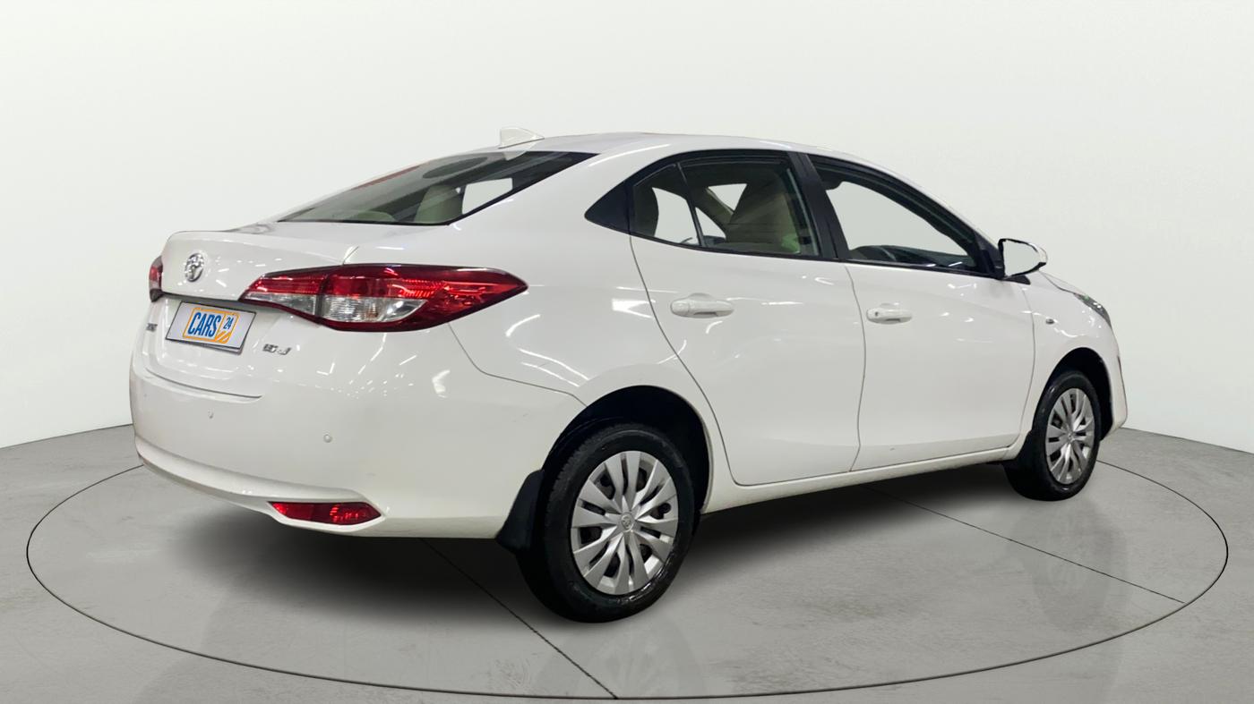 2018 Toyota YARIS J CVT, Petrol, Automatic, 16,845 km, Right Back Diagonal