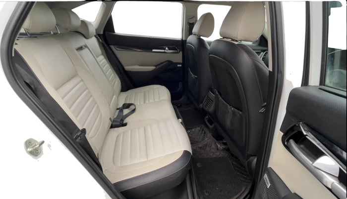 2019 KIA SELTOS GTX PLUS DCT 1.4 PETROL, Petrol, Automatic, 66,085 km, Right Side Rear Door Cabin