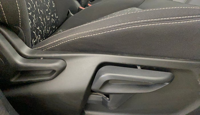 2021 Tata Tiago XZ PLUS PETROL, Petrol, Manual, 26,177 km, Driver Side Adjustment Panel