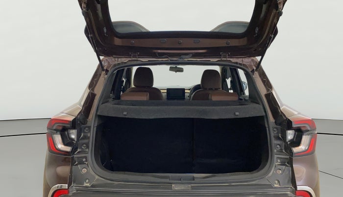 2023 Renault Kiger RXT (O) AMT, Petrol, Automatic, 9,316 km, Boot Open Zoomed View