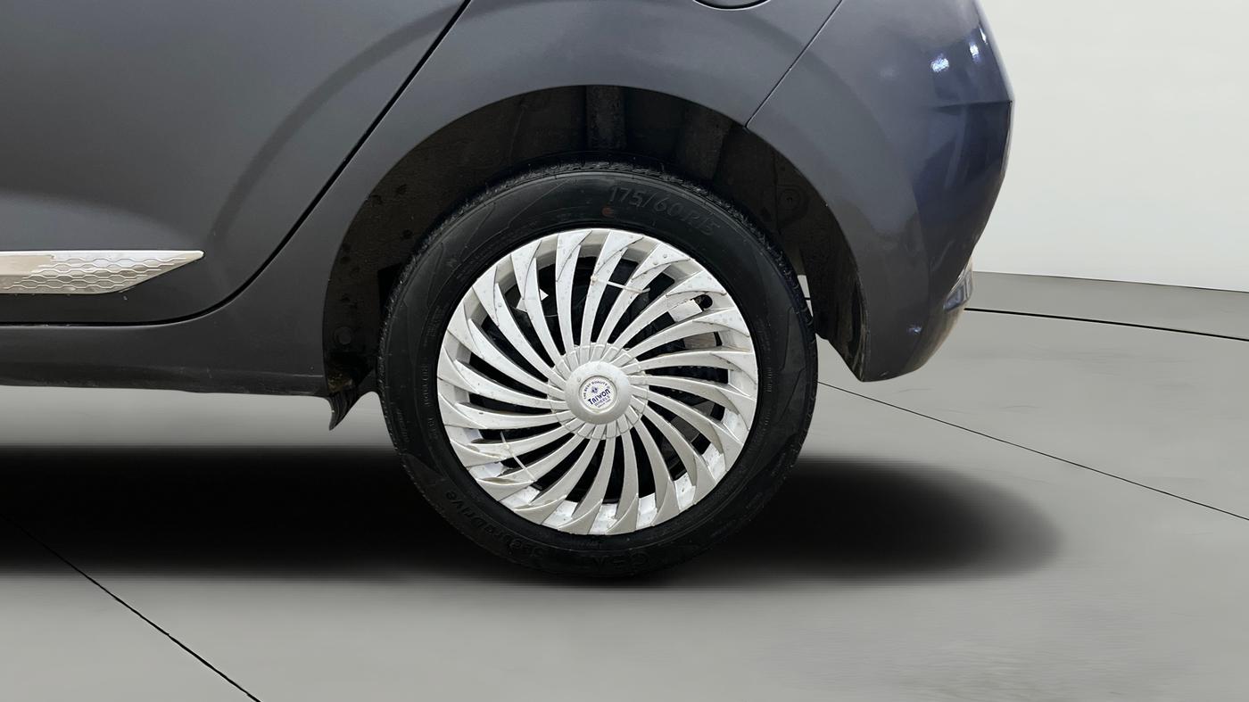 2024 Hyundai Grand i10 Sportz 1.2 Hy-CNG Duo, CNG, Manual, 58,061 km, Left Rear Wheel