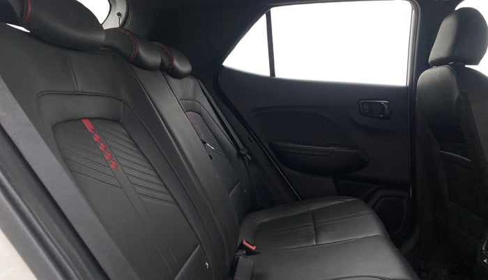 2023 Hyundai VENUE N LINE N8 1.0 TURBO DCT, Petrol, Automatic, 39,380 km, Right Side Rear Door Cabin