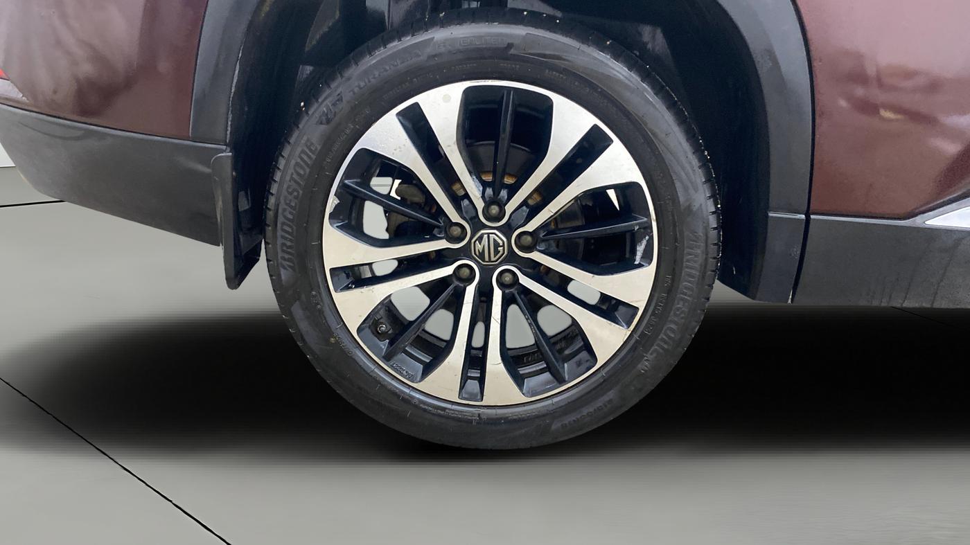 2022 MG HECTOR PLUS SELECT 2.0 DIESEL TURBO MT 7-STR, Diesel, Manual, 61,224 km, Right Rear Wheel