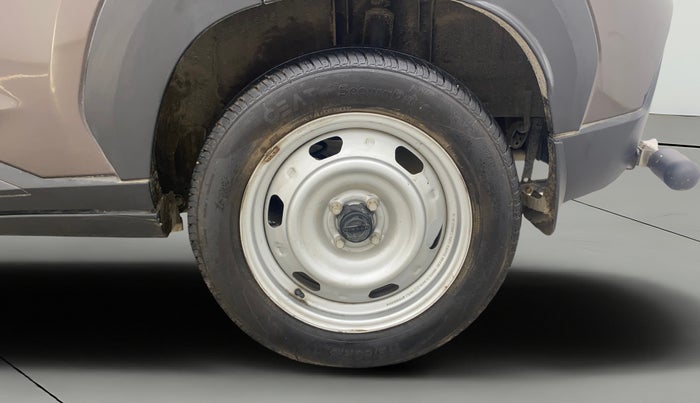 2024 Nissan MAGNITE  XE AMT EZ Shift, Petrol, Automatic, 15,857 km, Left Rear Wheel