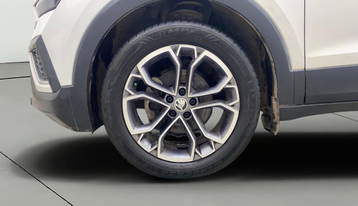 2022 Skoda KUSHAQ STYLE 1.0L TSI MT, Petrol, Manual, 33,412 km, Left Front Wheel