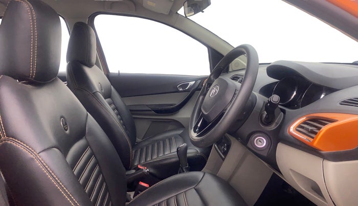 2019 Tata Tiago XZ PLUS PETROL, Petrol, Manual, 46,153 km, Right Side Front Door Cabin