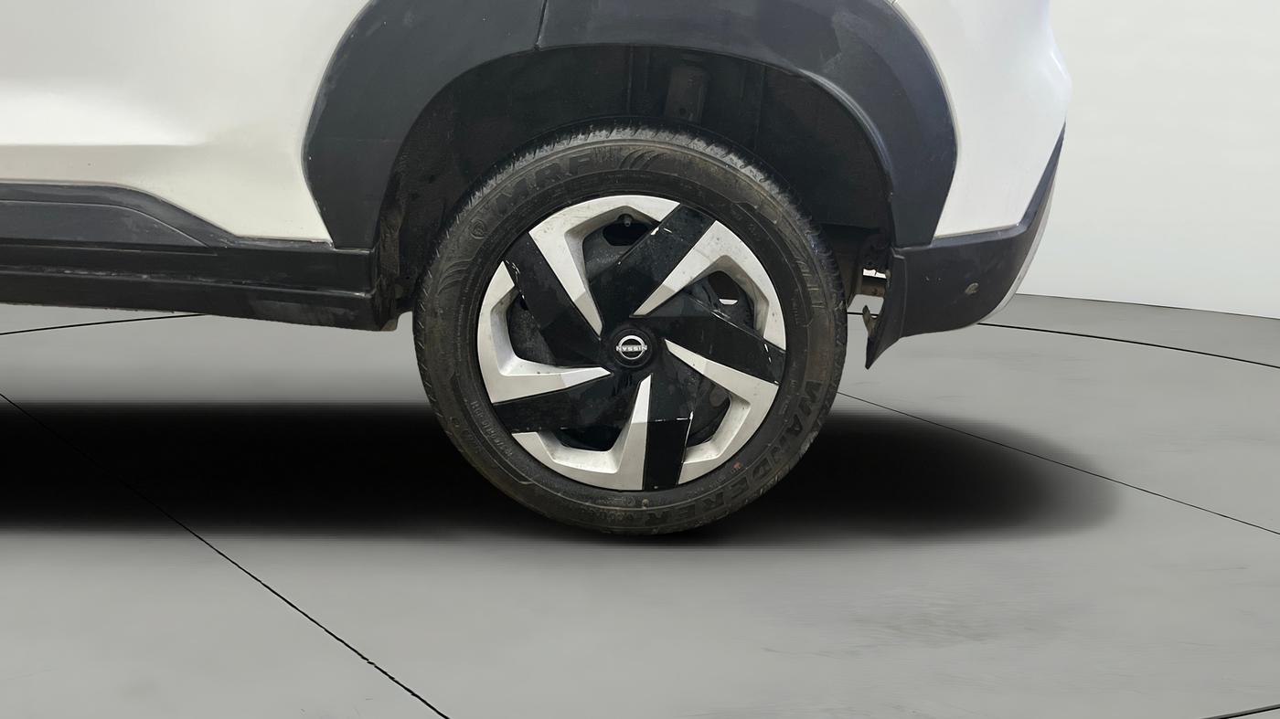 2021 Nissan MAGNITE XL, Petrol, Manual, 19,105 km, Left Rear Wheel
