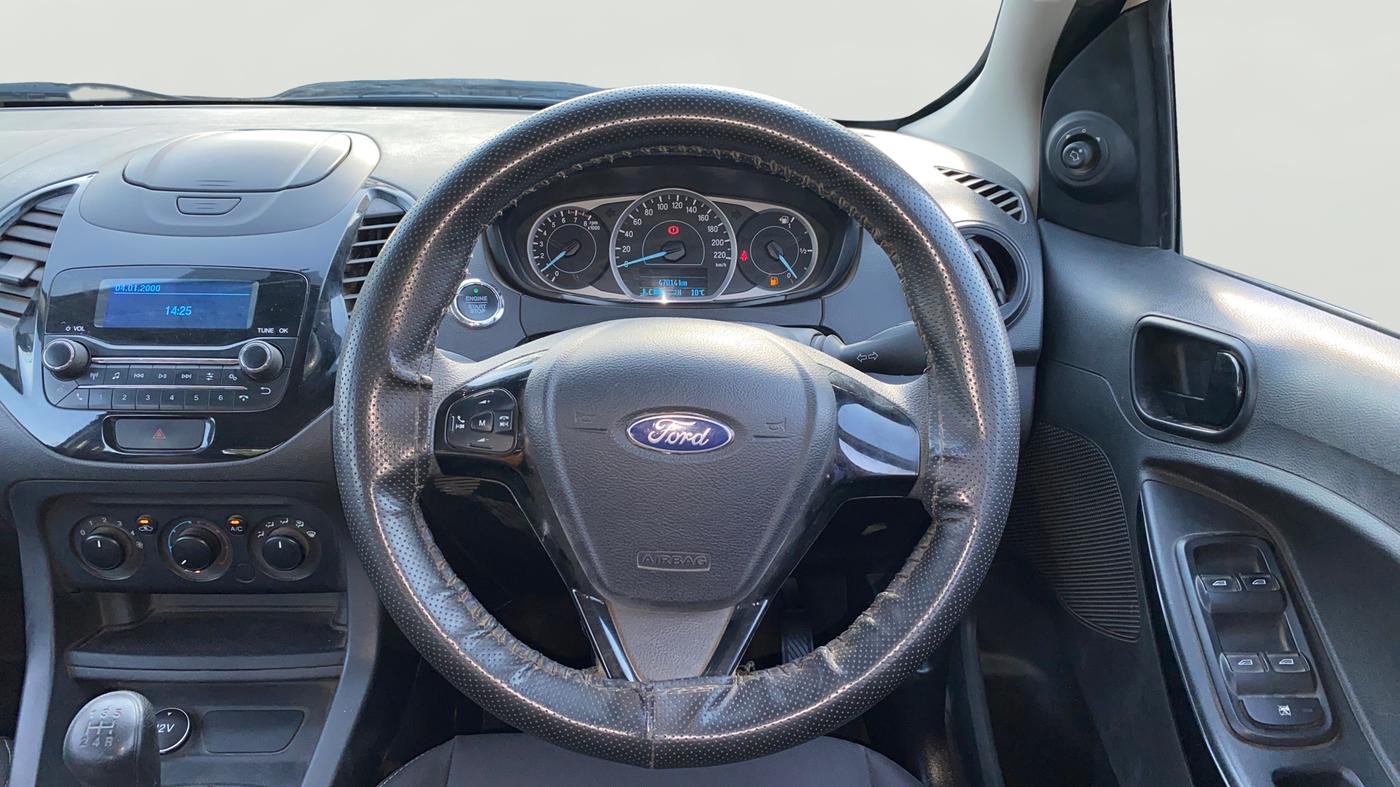 2020 Ford New Figo TITANIUM 1.2 PETROL MT, Petrol, Manual, 46,415 km, Steering Wheel Close Up