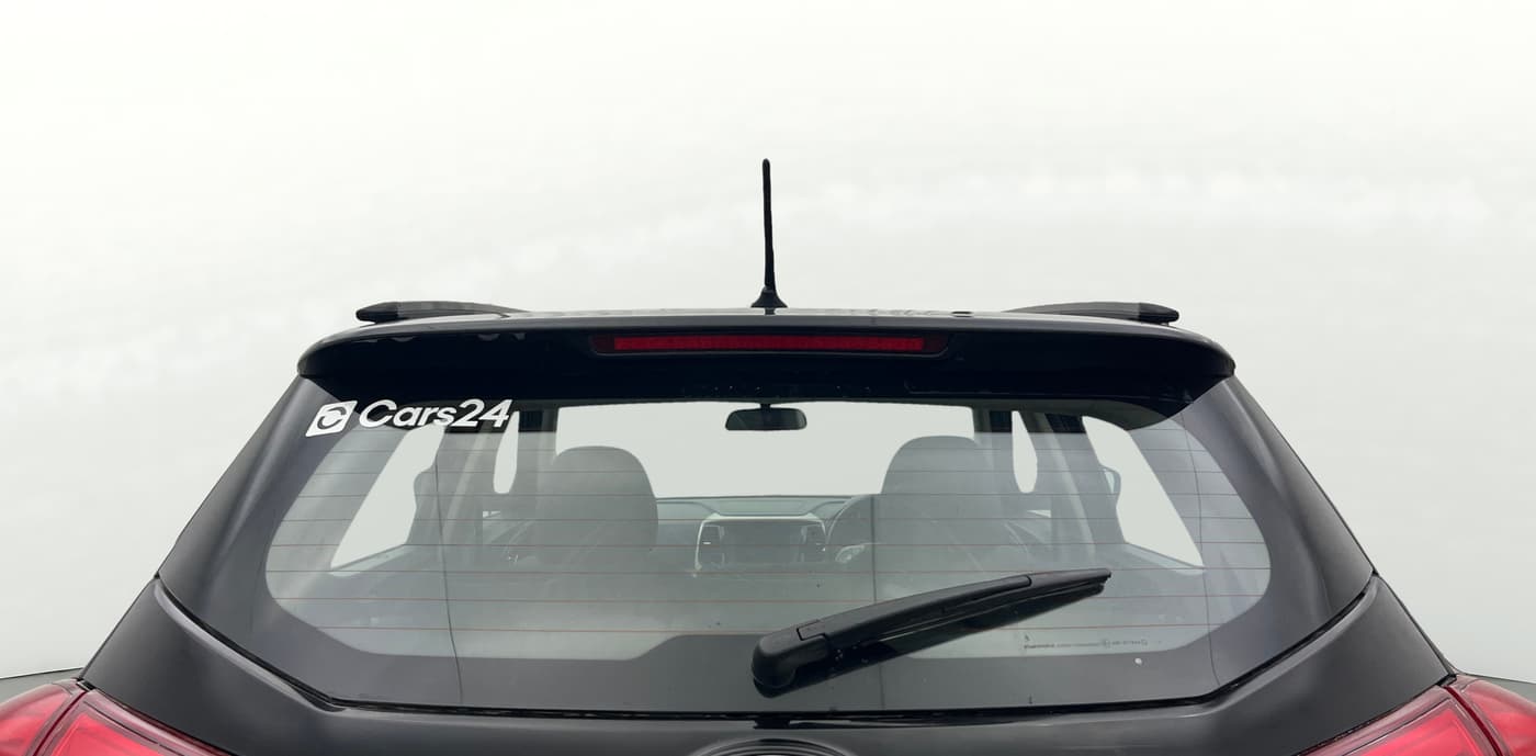 2019 Mahindra XUV300 W8 1.2 PETROL, Petrol, Manual, 55,445 km, Rear Windshield