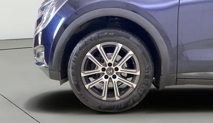 2023 Mahindra XUV700 AX 7 LUXURY P AT 7 STR, Petrol, Automatic, 24,791 km, Left Front Wheel