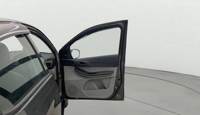 2023 Tata Tiago XM CNG, CNG, Manual, 15,340 km, RHS Front Door