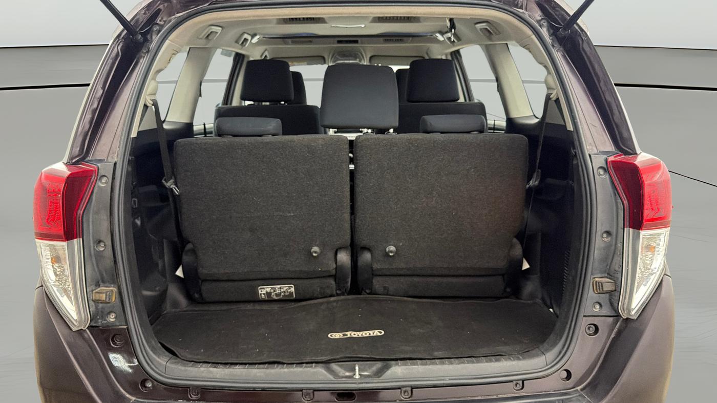 2022 Toyota Innova Crysta 2.7 VX 7 STR, Petrol, Manual, 67,894 km, Boot Open Zoomed View