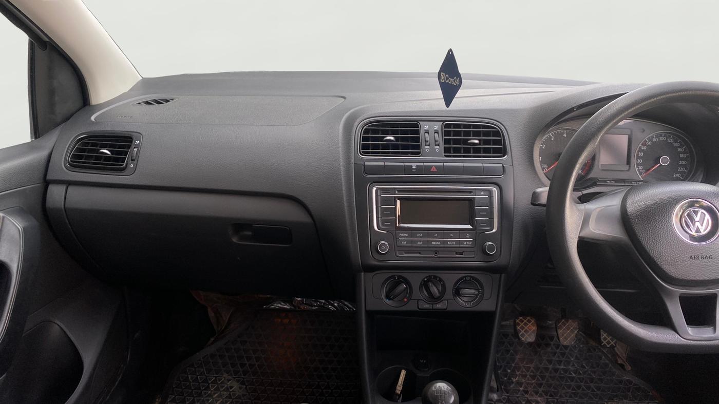 2017 Volkswagen Polo COMFORTLINE 1.2L, Petrol, Manual, 71,890 km, Air Conditioner