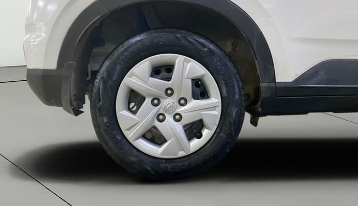 2021 Hyundai VENUE S 1.2, Petrol, Manual, 24,556 km, Right Rear Wheel