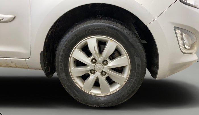 2014 Hyundai i20 SPORTZ 1.2, Petrol, Manual, 51,112 km, Right Front Wheel