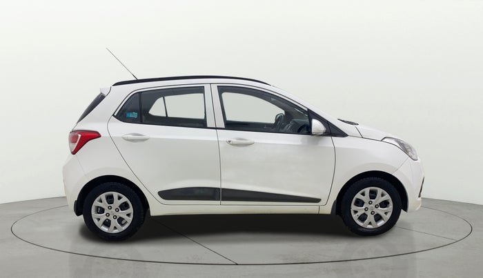 2015 Hyundai Grand i10 SPORTZ 1.2 KAPPA VTVT, Petrol, Manual, 43,941 km, Right Side View
