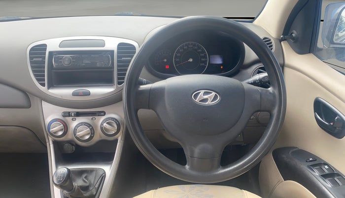 2015 Hyundai i10 MAGNA 1.1, Petrol, Manual, 82,345 km, Steering Wheel Close Up