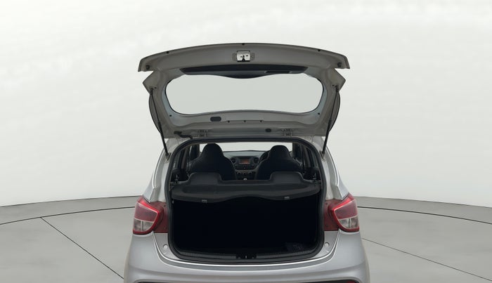 2017 Hyundai Grand i10 SPORTZ 1.2 KAPPA VTVT, Petrol, Manual, 36,339 km, Boot Door Open