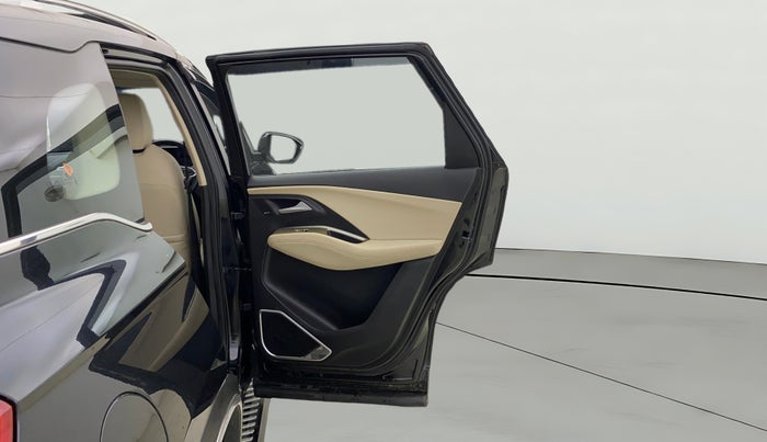 2023 MG HECTOR SAVVY PRO 1.5 TURBO CVT PETROL, Petrol, Automatic, 16,486 km, RHS Rear Door