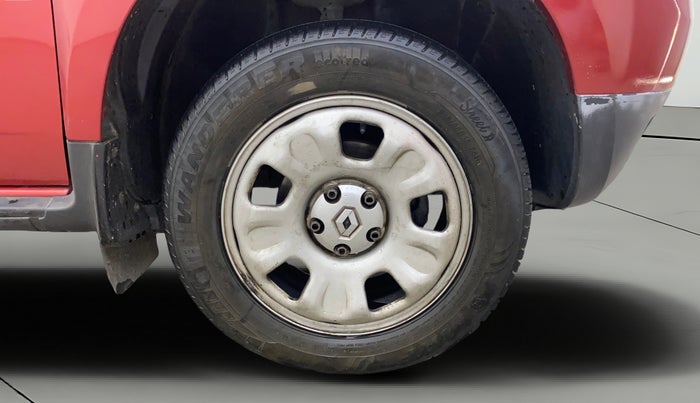 2015 Renault Duster RXL PETROL, Petrol, Manual, 58,156 km, Right Front Wheel